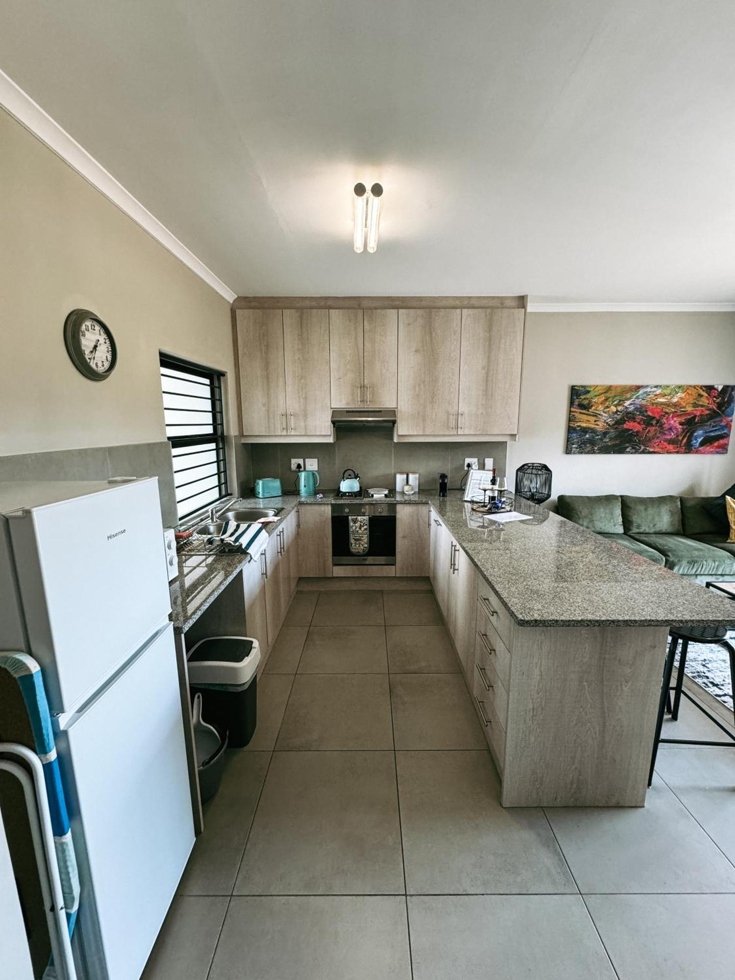 Apartamento Nemesia Court Durbanville Exterior foto