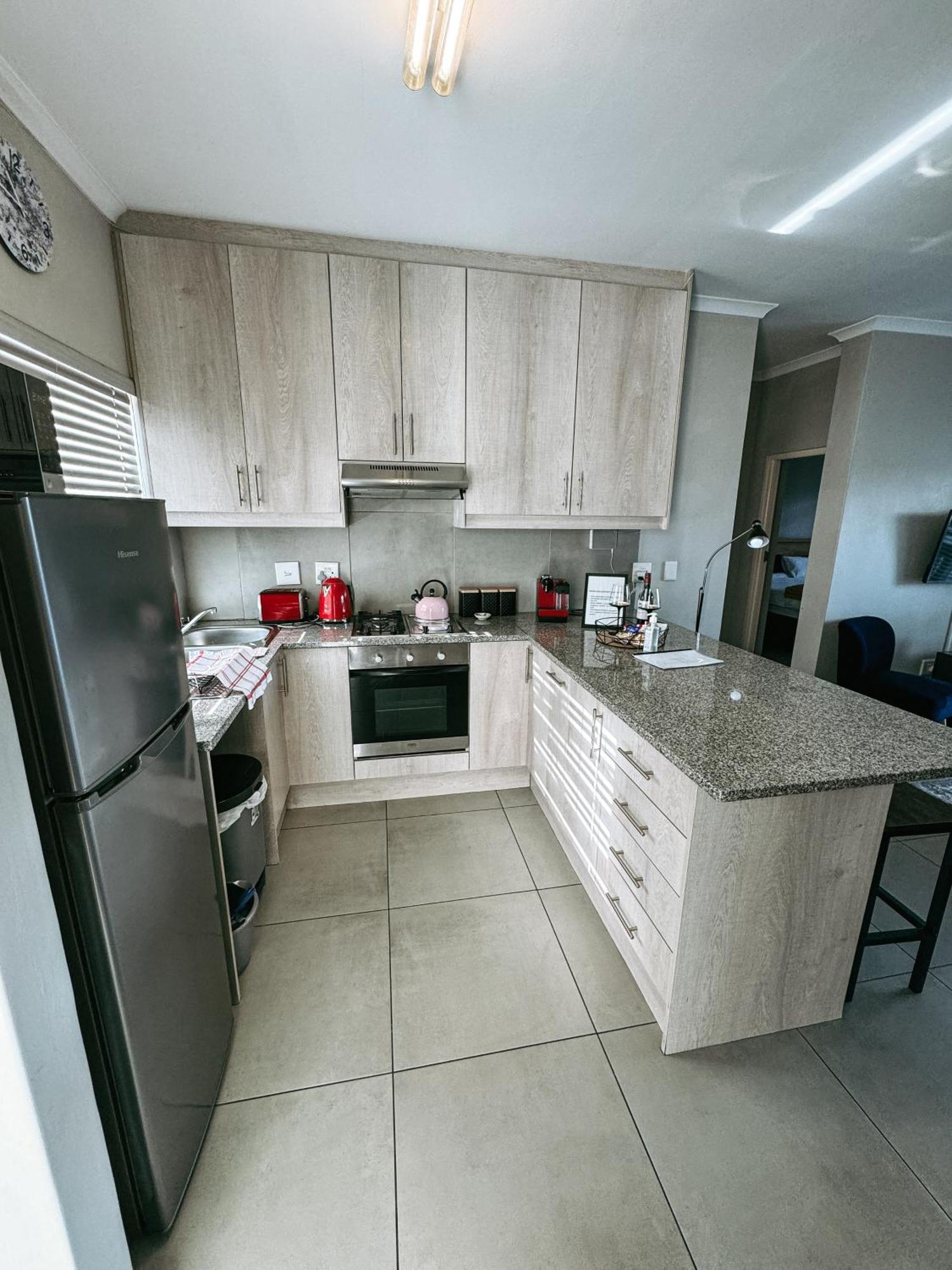 Apartamento Nemesia Court Durbanville Exterior foto