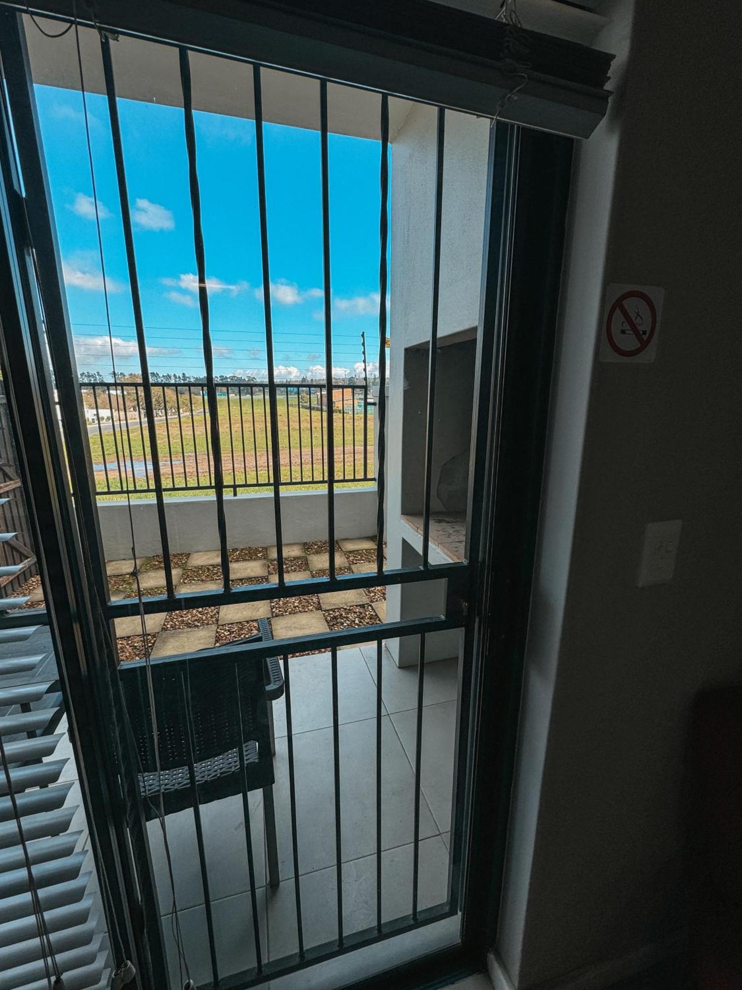 Apartamento Nemesia Court Durbanville Exterior foto